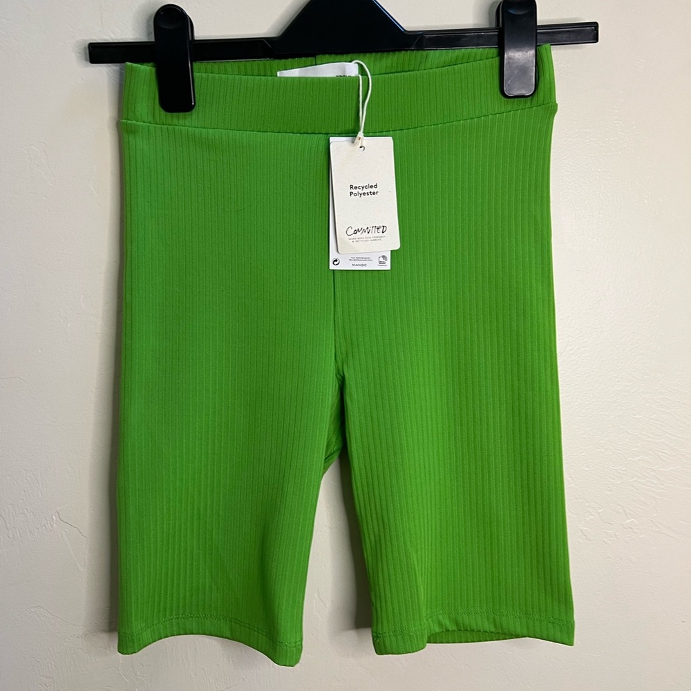 Mango Ribbed Bike Shorts‎ in Bright Green